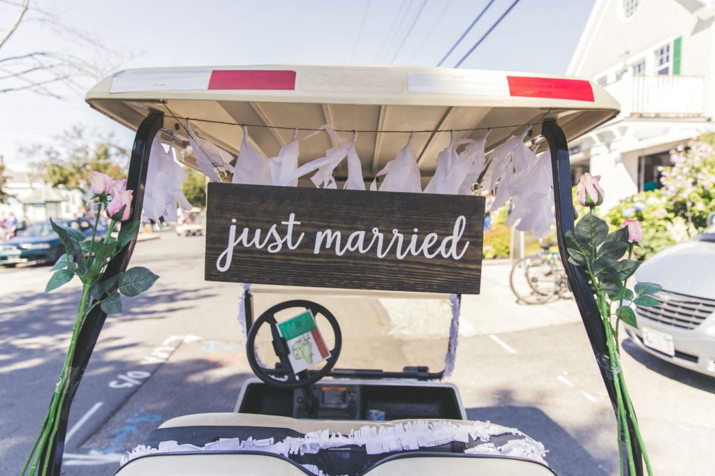 just married sign on golf cart