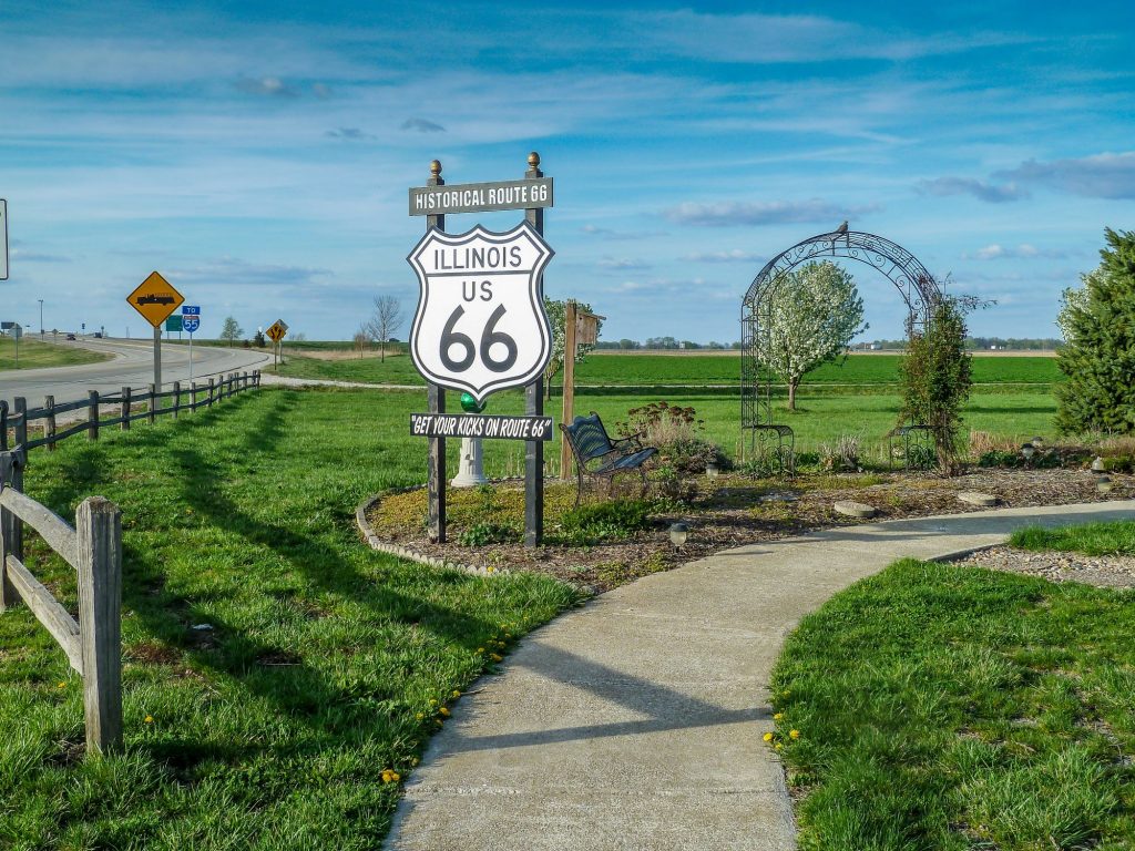 Route 66 sign in Illinois