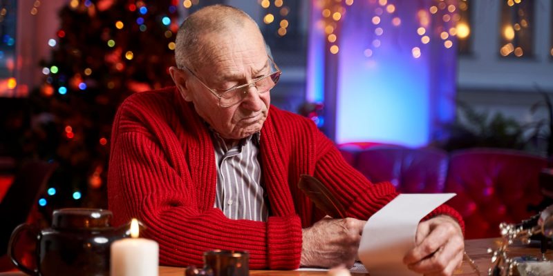 boomer writing a christmas letter