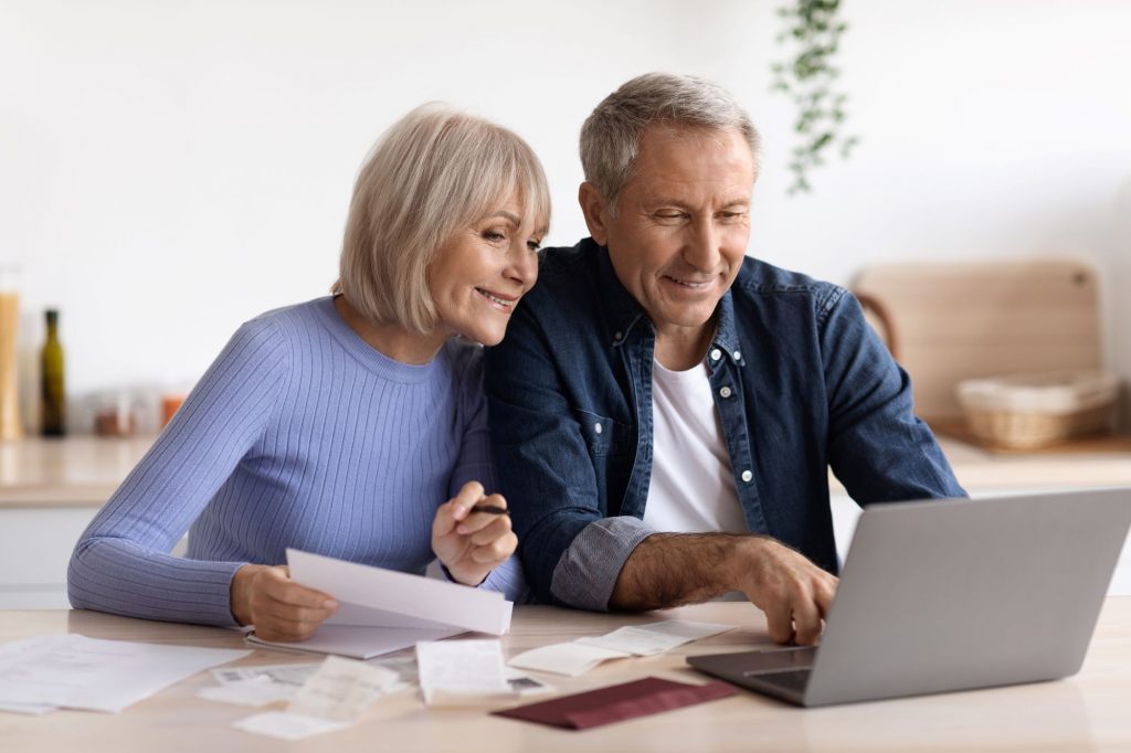budgeting couple