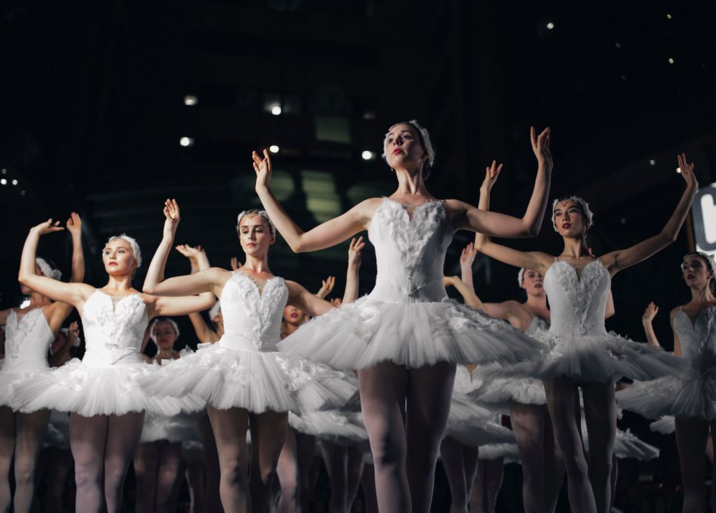 ballerinas swan lake