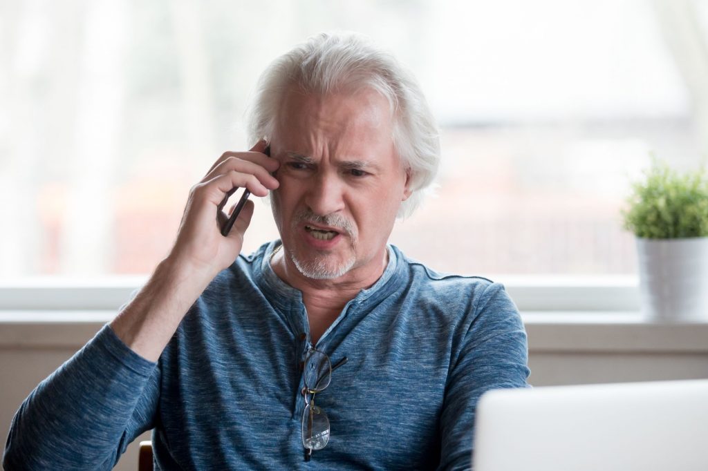 arguing on phone