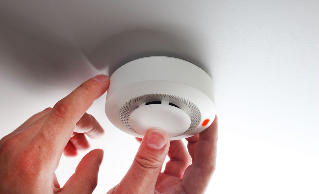 smoke alarm installation