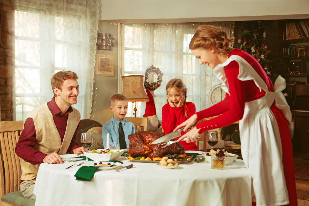 Family having a thanksgiving dinner together, 50s retro style
