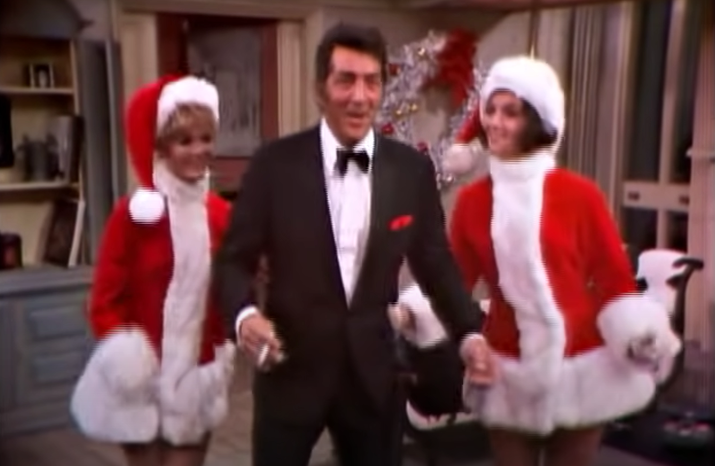Dean Martin's Live Performance of 'A Marshmallow World'