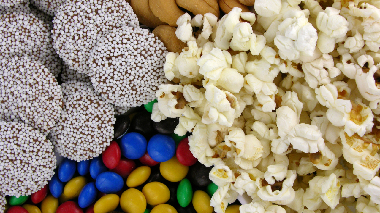 snacks, cookies, m&ms, popcorn, close up