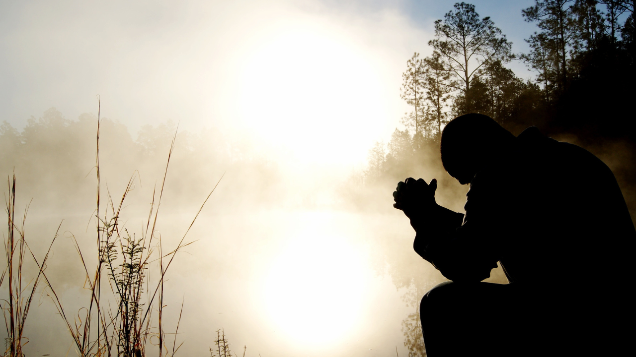 praying outside silhouette