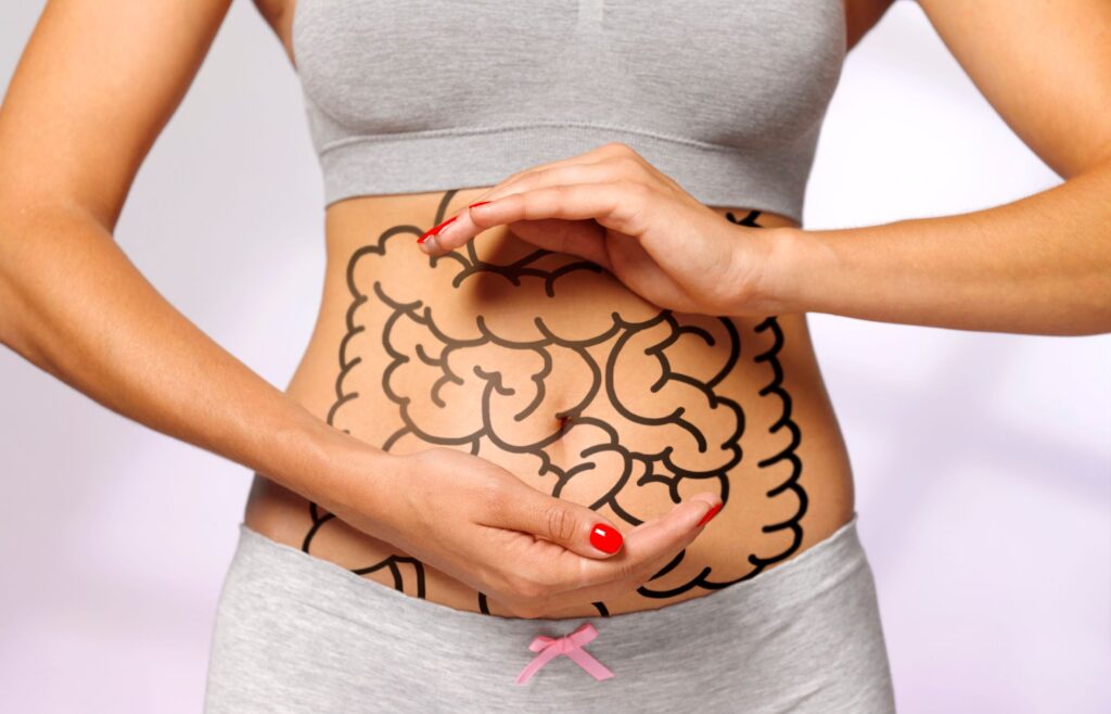 hand cupping intenstines gut health