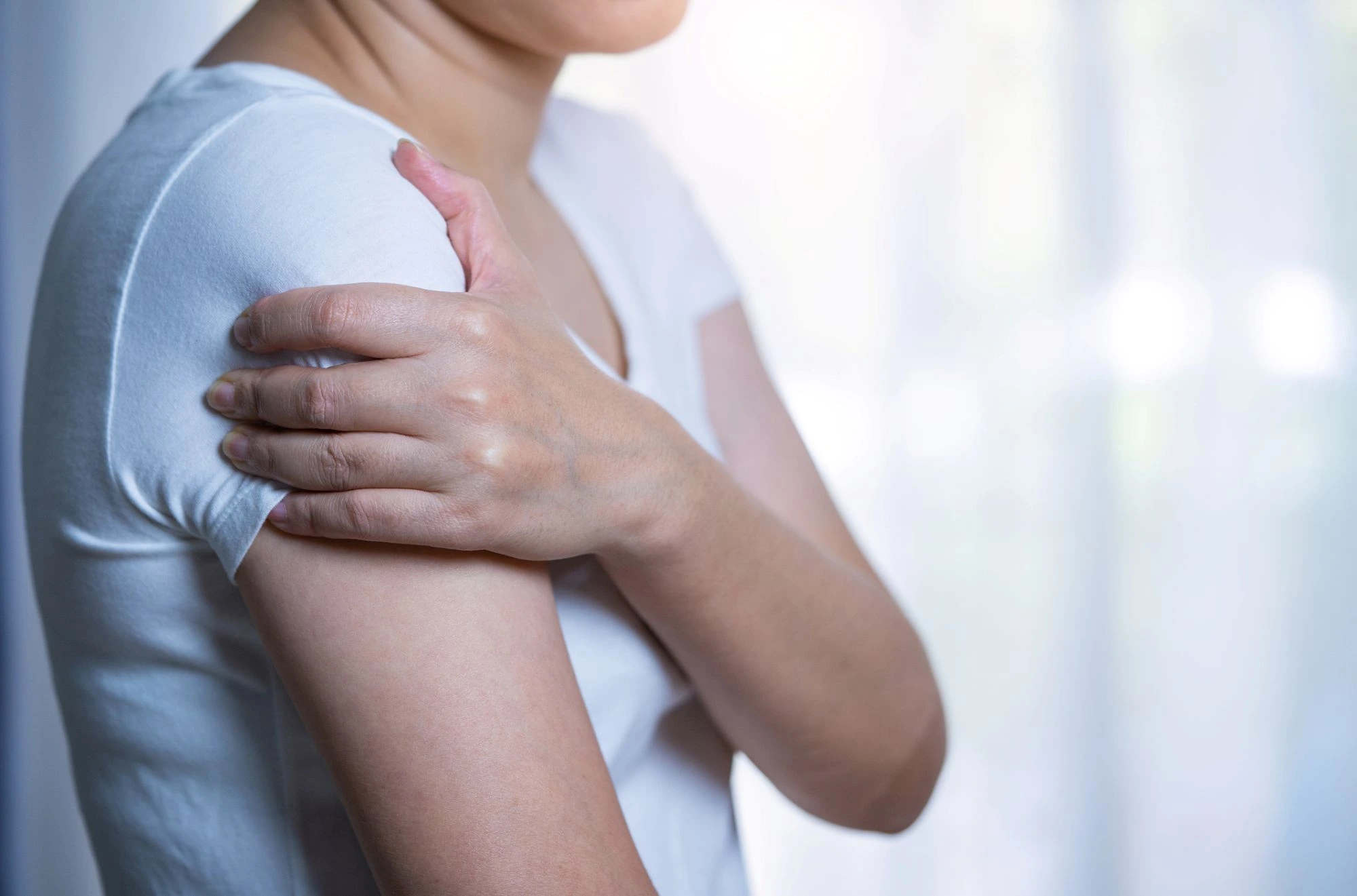 5 Simple Tips to Help Seniors Easily Manage Chronic Pain