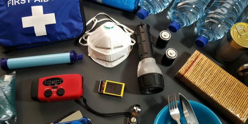 Survival kit Photo by Roger Brown: https://www.pexels.com/photo/first-aid-and-surival-kits-5125690/