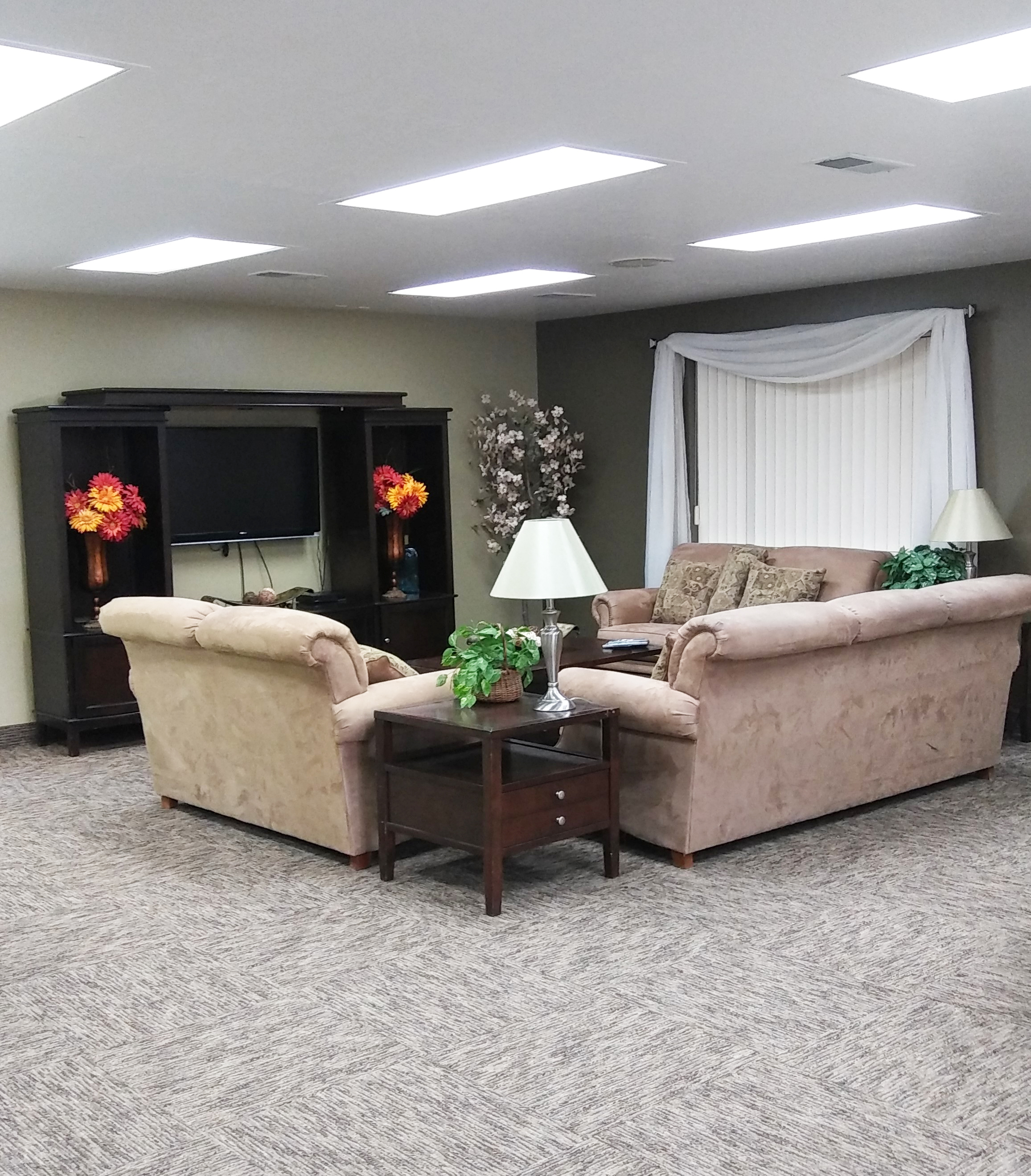 Golden Links Community Room2