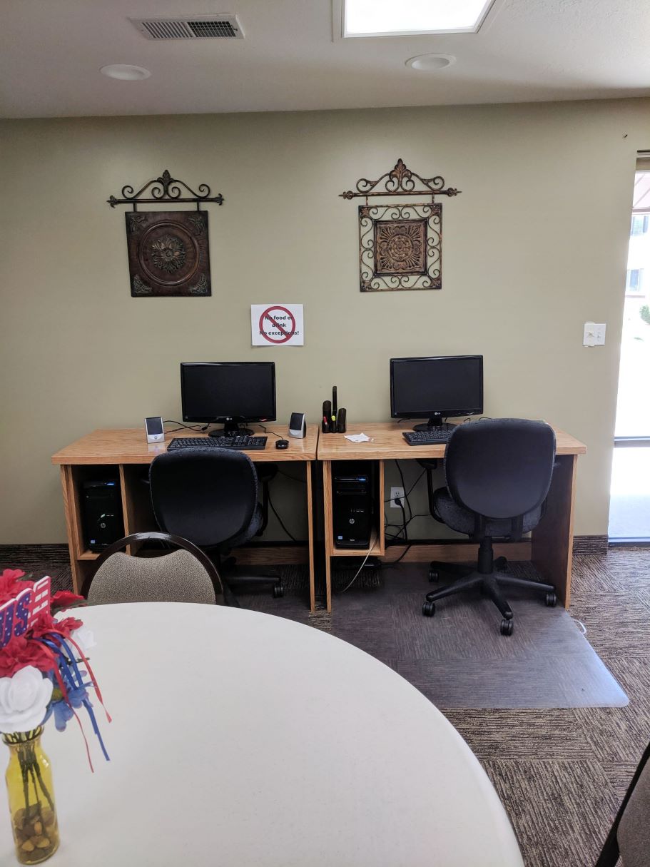 Golden Links Computer Room