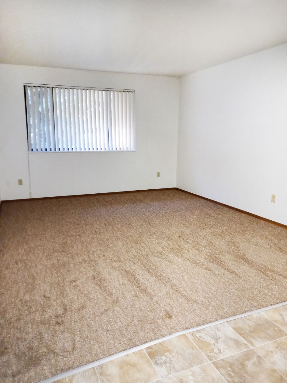 Golden Links Living Area2