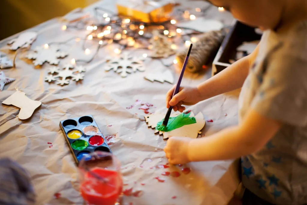 painting ornaments